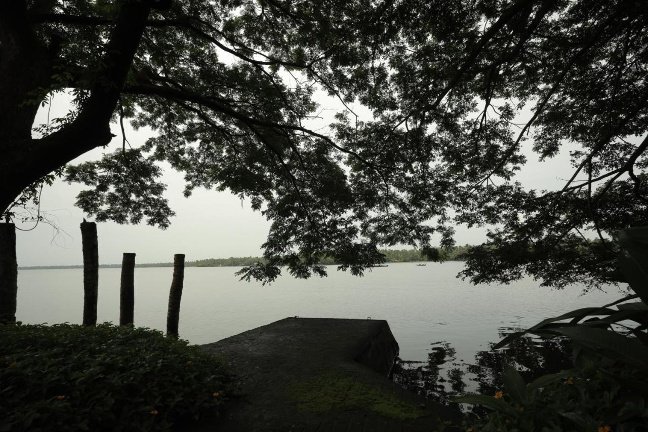 Turavūr Vismaya Lake Heritage المظهر الخارجي الصورة